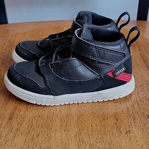 Kid's boy's toddler 9C black Nike Air Jordan shoes mid-top sneakers A01332-016